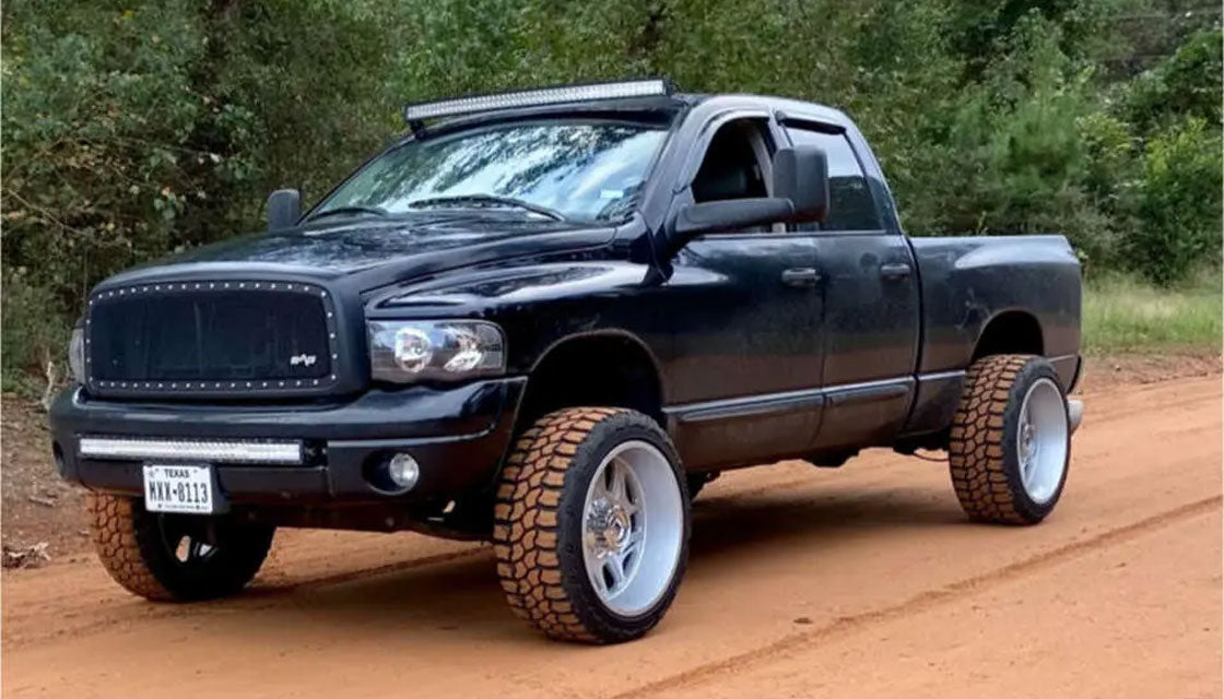 (Clearance - No Returns) 22x12 American Truxx AT1900 Sweep Brushed Texture (* May Require Trimming) 8x170 -44mm - Flex Offroad
