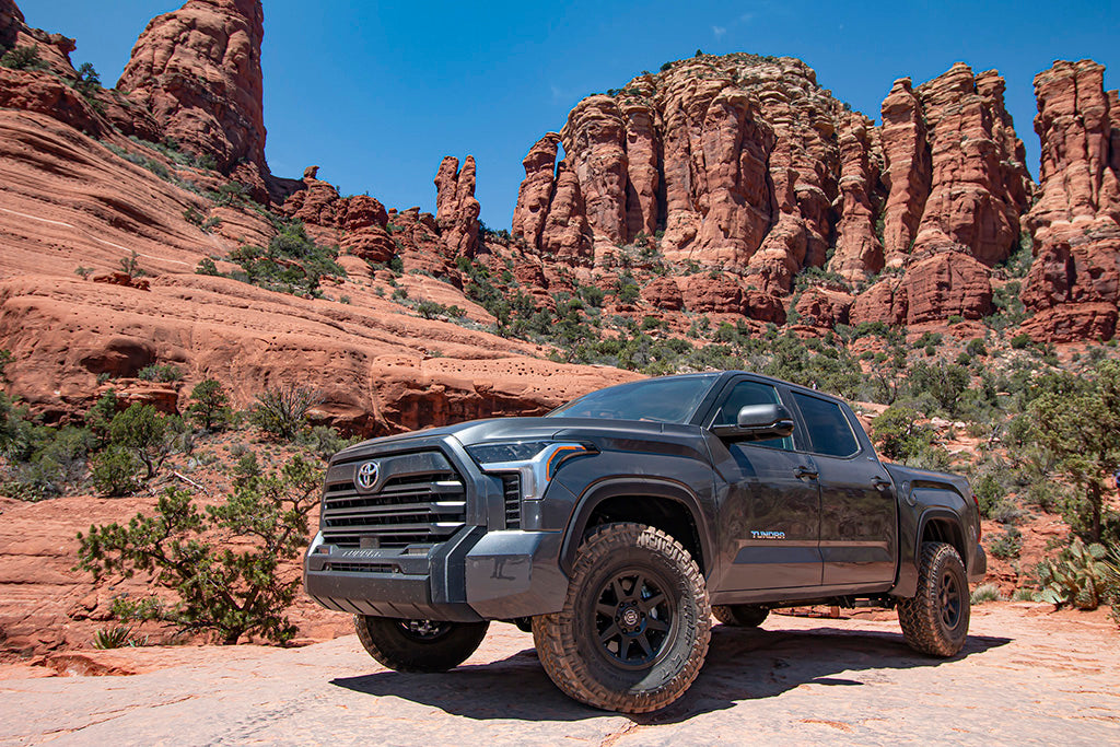 ICON 2022-2025 Toyota Tundra, 2-3" Lift, Stage 2, 2.5 EXP Suspension System, Tubular k53192t
