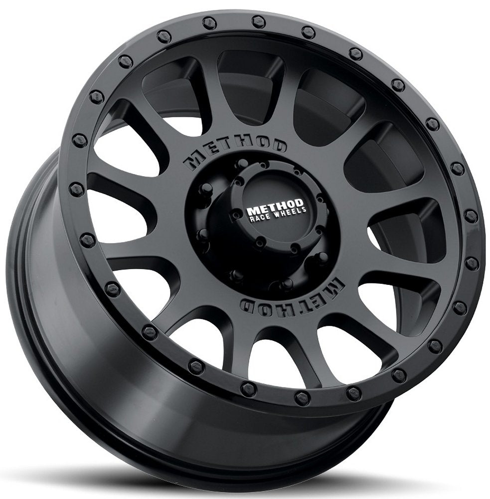 18x9 Method Race MR305 NV Matte Black w/ Gloss Black Lip 8x6.5/165 18mm