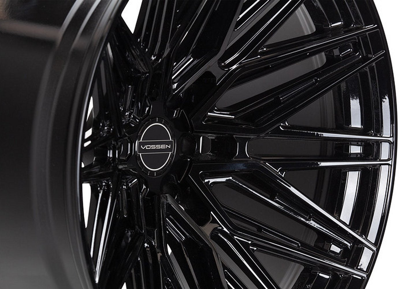 22x9.5 Vossen HF6-5 Gloss Black (Hybrid Forged) (Deep Concave) 6x135 20mm - Flex Offroad