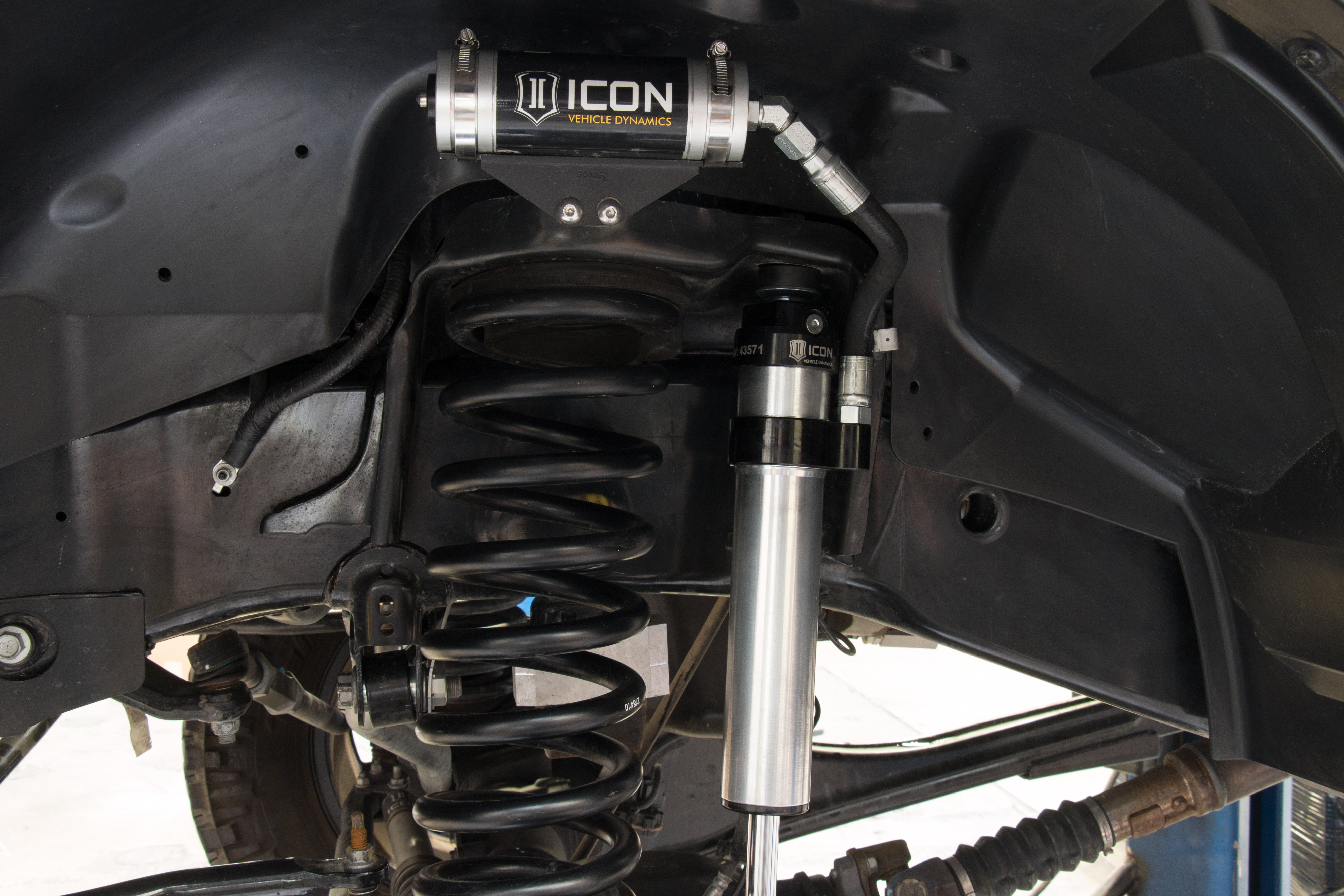 ICON 14-UP RAM 2500 4WD 2.5" STAGE 3 SUSPENSION SYSTEM K212543