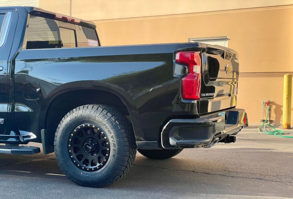 17 inch Method MR305's in Matte Black on a 2023 Chevrolet Silverado 1500 - Flex Offroad