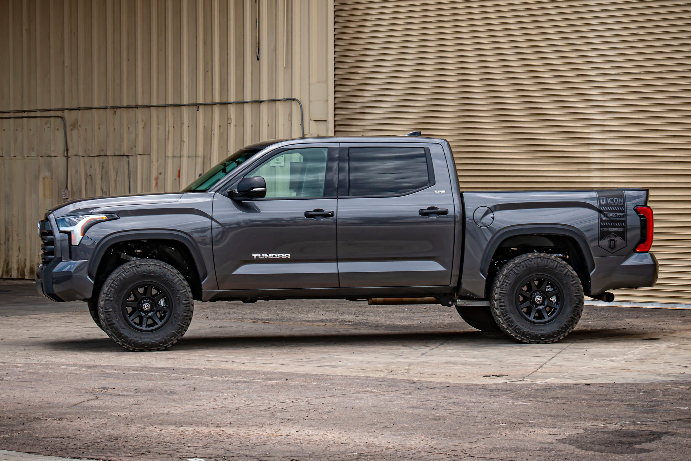 ICON 2022-2025 Toyota Tundra, 2-3.5" Lift, Stage 14 (TRD), 2.5 Suspension System, Tubular K53204TS