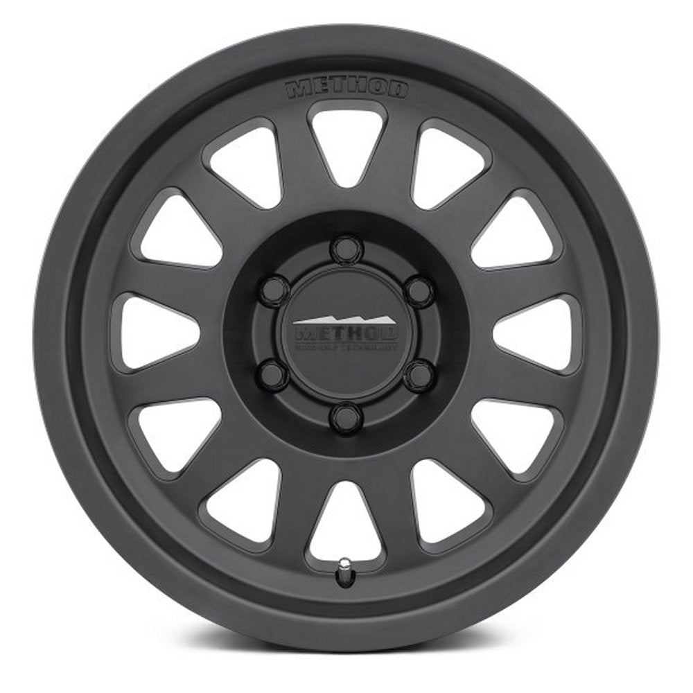 17x8.5 Method Race MR704 Matte Black (Bead Grip) 5x5.5/139.7 0mm